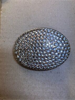 Crystal Pavé Oval Brooch - Silver Tone